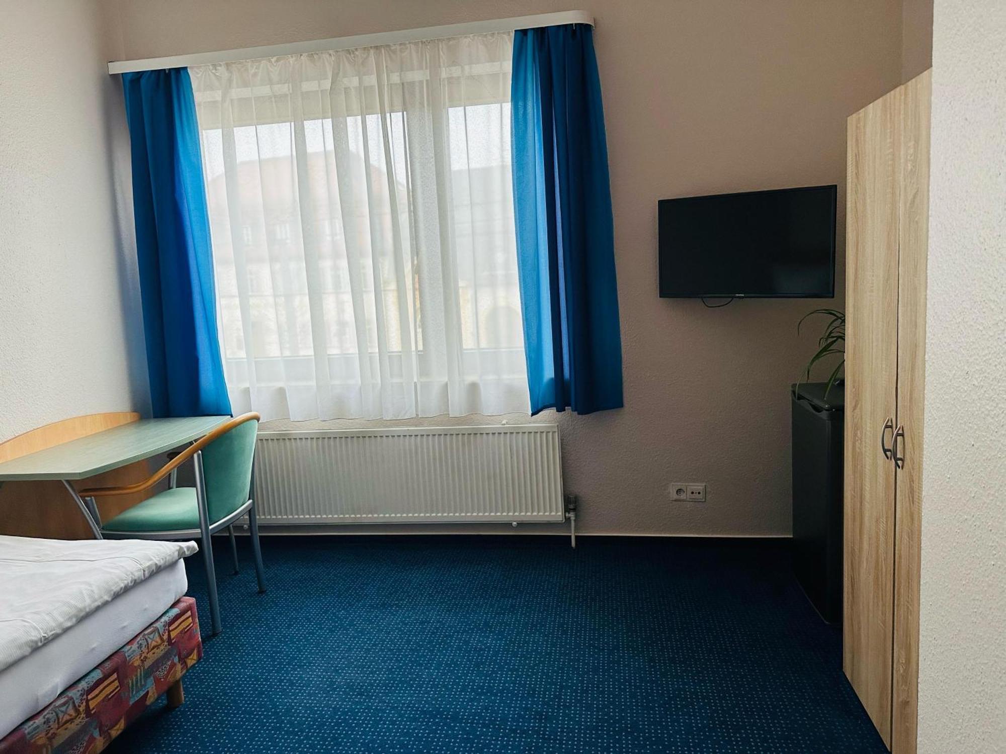 Hotel Km Darmstadt Kültér fotó